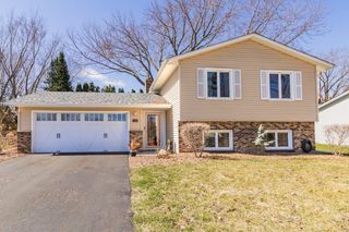 12025 Jasper Lane, Eden Prairie, MN 55347