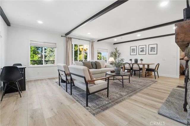 27981 Lakes Edge Road, Lake Arrowhead, CA 92352
