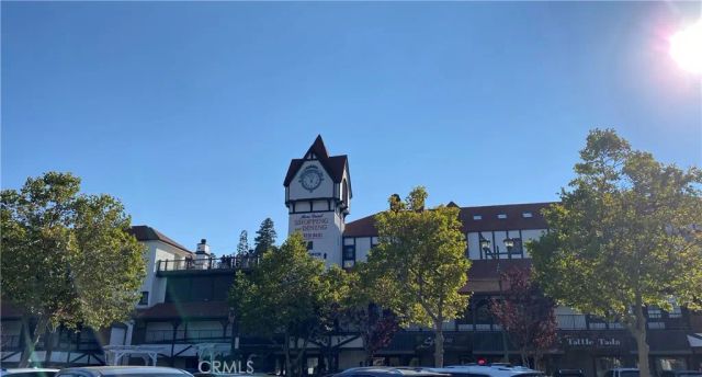 27981 Lakes Edge Road, Lake Arrowhead, CA 92352