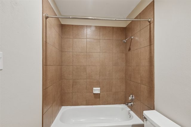 6569 Westridge Drive, Watauga, TX 76148