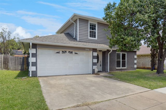 6569 Westridge Drive, Watauga, TX 76148