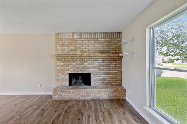 6569 Westridge Drive, Watauga, TX 76148