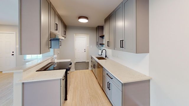 6038 Calloway Court, Fort Worth, TX 76114