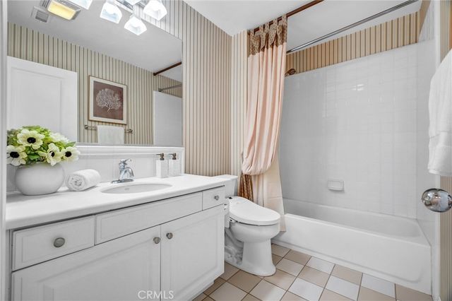 22 Arborside, Irvine, CA 92603