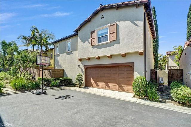 22 Arborside, Irvine, CA 92603