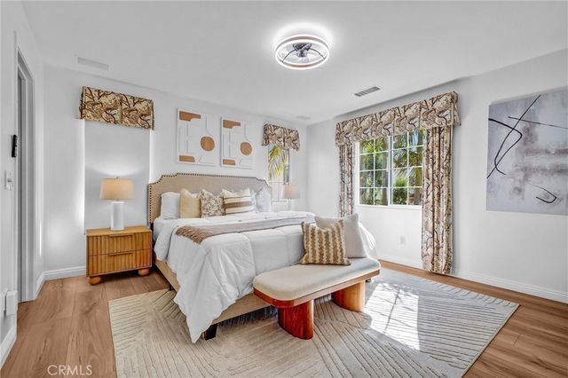 22 Arborside, Irvine, CA 92603