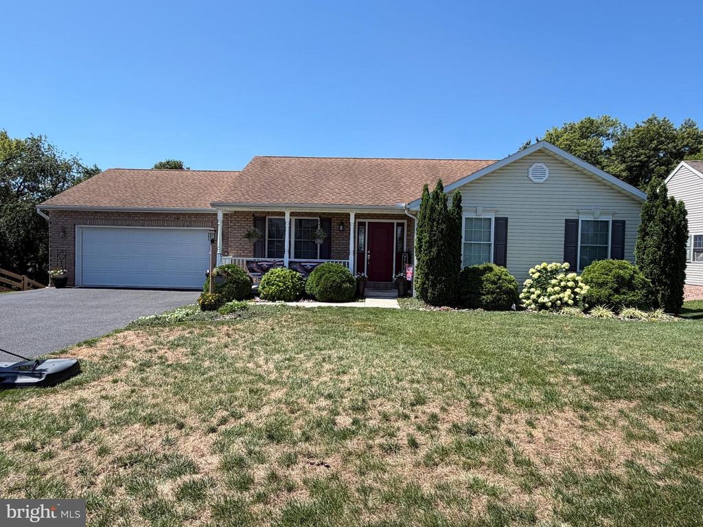 302 FRICK AVENUE, Waynesboro, PA 17268