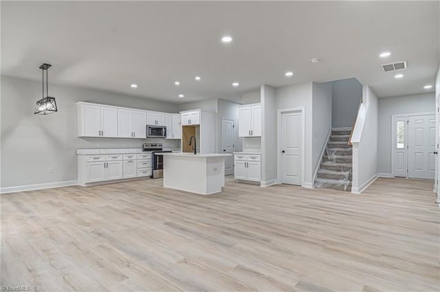 4721 Ridgefall Road, Greensboro, NC 27410