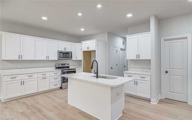 4721 Ridgefall Road, Greensboro, NC 27410