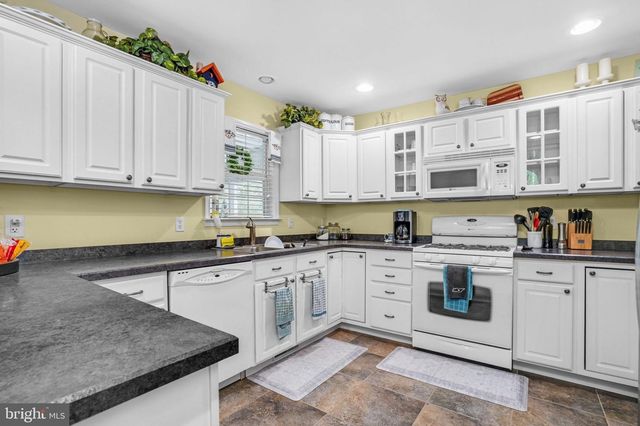 37323 DAVEY JONES BLVD, Greenbackville, VA 23356