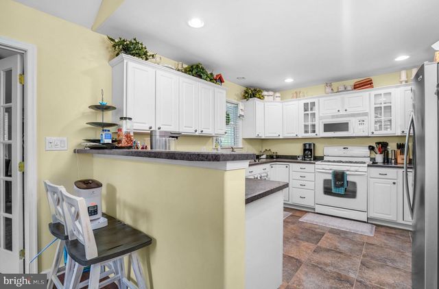 37323 DAVEY JONES BLVD, Greenbackville, VA 23356