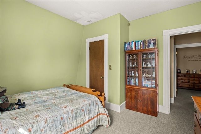 287 Wood St, New Bedford, MA 02745
