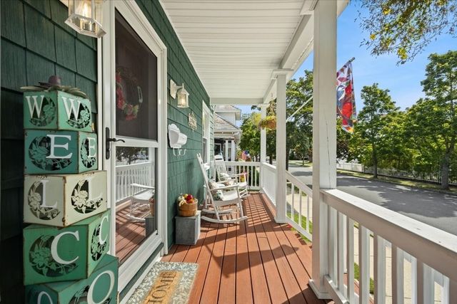 287 Wood St, New Bedford, MA 02745