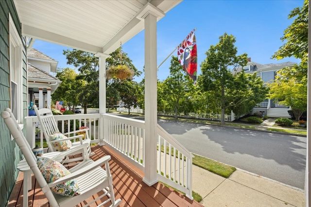 287 Wood St, New Bedford, MA 02745