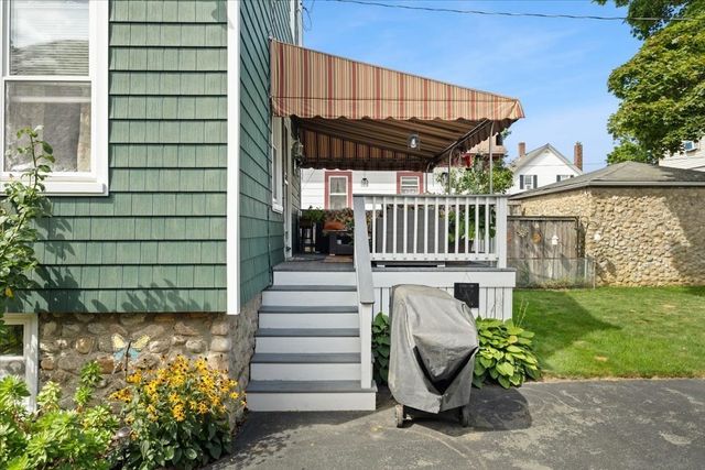 287 Wood St, New Bedford, MA 02745