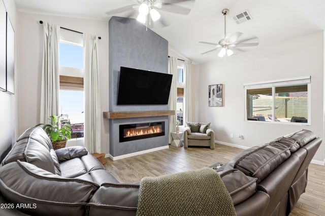 1107 N 59TH Street, Mesa, AZ 85205