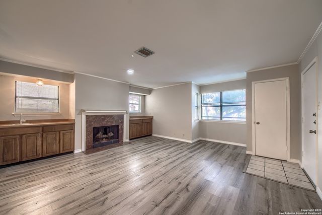 7738 Chambers Rd Apt 1102, San Antonio, TX 78229
