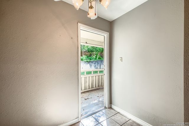 7738 Chambers Rd Apt 1102, San Antonio, TX 78229
