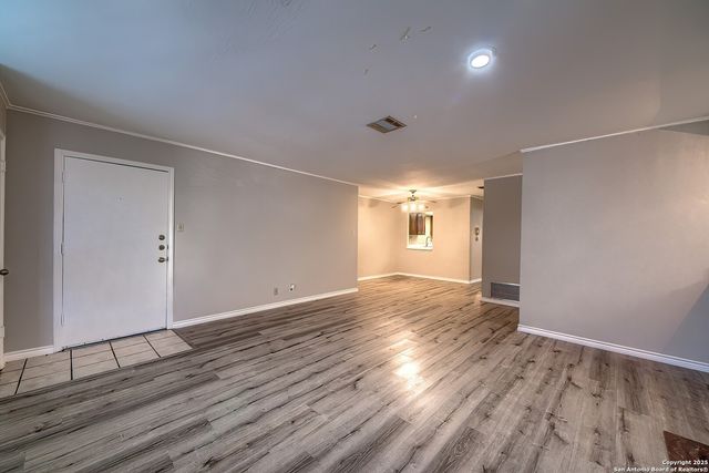 7738 Chambers Rd Apt 1102, San Antonio, TX 78229