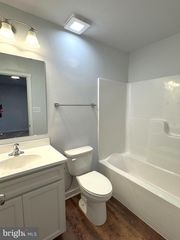 136 OLGA DR, Martinsburg, WV 25403