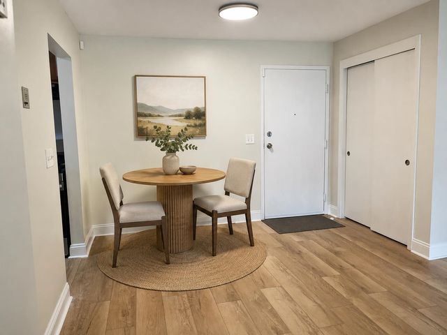 108 Eastern Ave Apt 201, Manchester, NH 03104