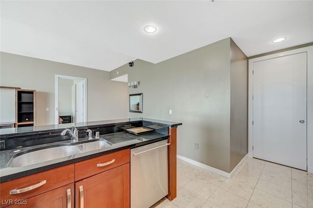 4575 Dean Martin Drive 806, Las Vegas, NV 89103