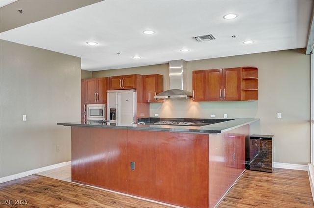 4575 Dean Martin Drive 806, Las Vegas, NV 89103