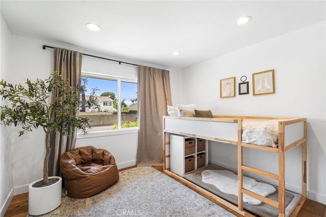 13712 Sanderstead Road, North Tustin, CA 92705