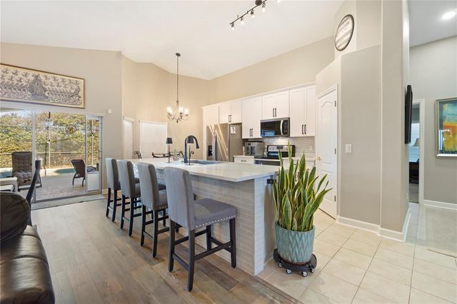 140 OLD BRIDGE CIRCLE, Davenport, FL 33897