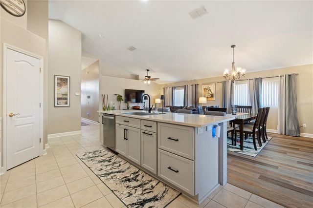 140 OLD BRIDGE CIRCLE, Davenport, FL 33897