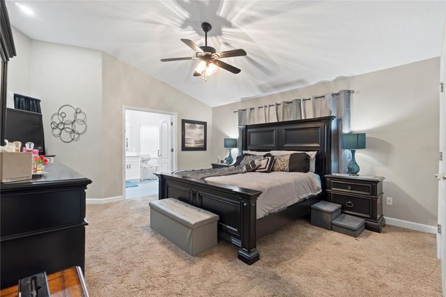 140 OLD BRIDGE CIRCLE, Davenport, FL 33897