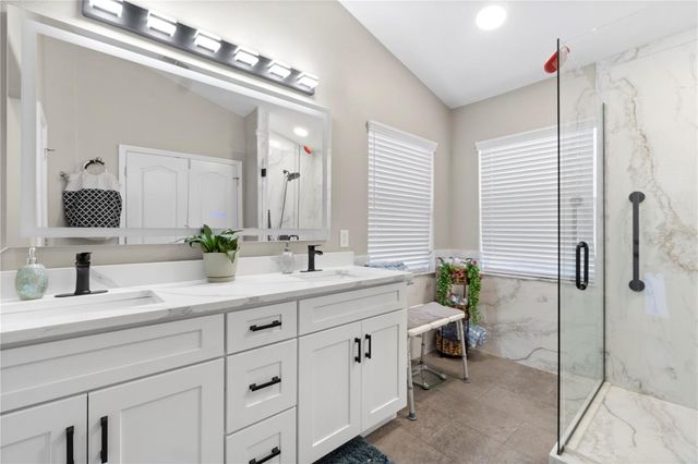 140 OLD BRIDGE CIRCLE, Davenport, FL 33897