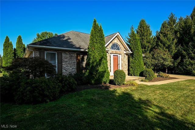 3840 Deer Lake Drive, Medina, OH 44256