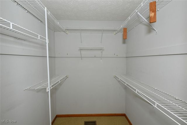 3840 Deer Lake Drive, Medina, OH 44256