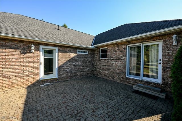 3840 Deer Lake Drive, Medina, OH 44256