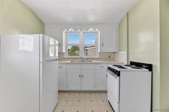 3041 Falls Street, Niagara Falls, NY 14303