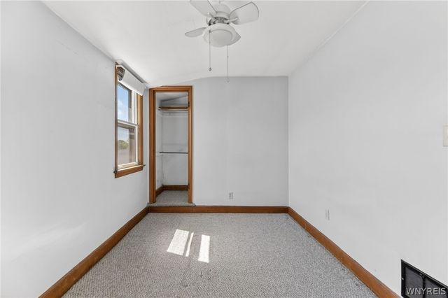 3041 Falls Street, Niagara Falls, NY 14303