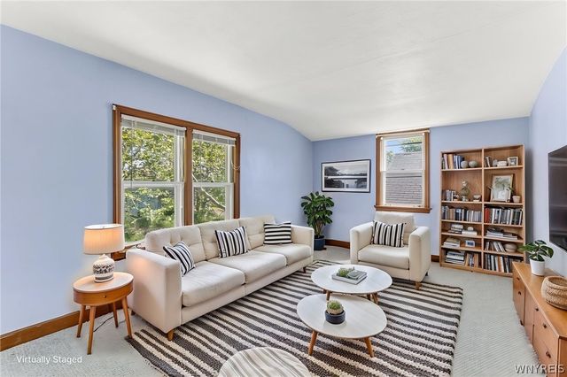 3041 Falls Street, Niagara Falls, NY 14303