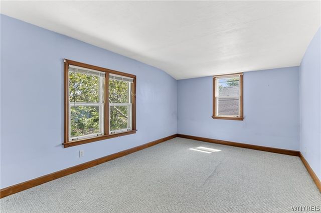 3041 Falls Street, Niagara Falls, NY 14303