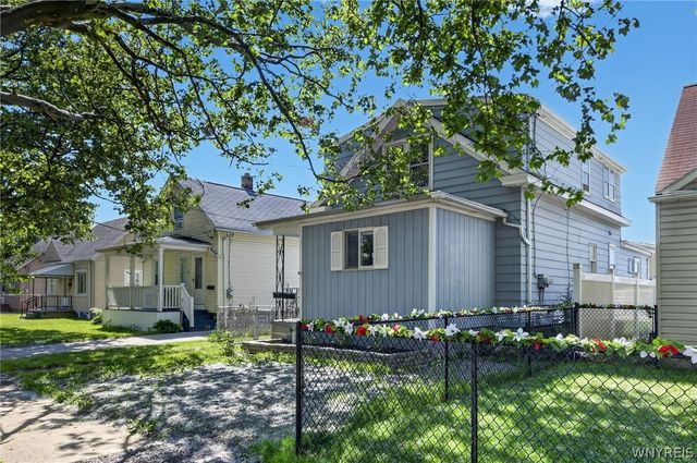 3041 Falls Street, Niagara Falls, NY 14303