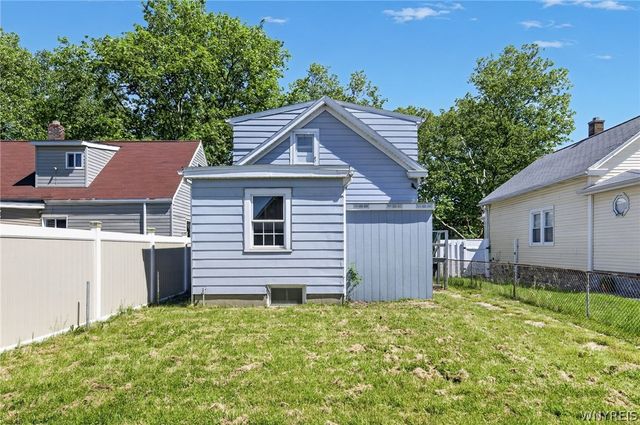 3041 Falls Street, Niagara Falls, NY 14303