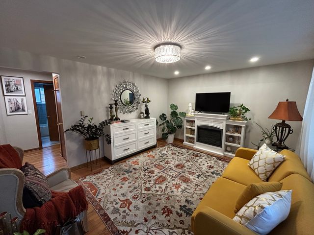 6968 W Diversey Avenue 6, Chicago, IL 60707