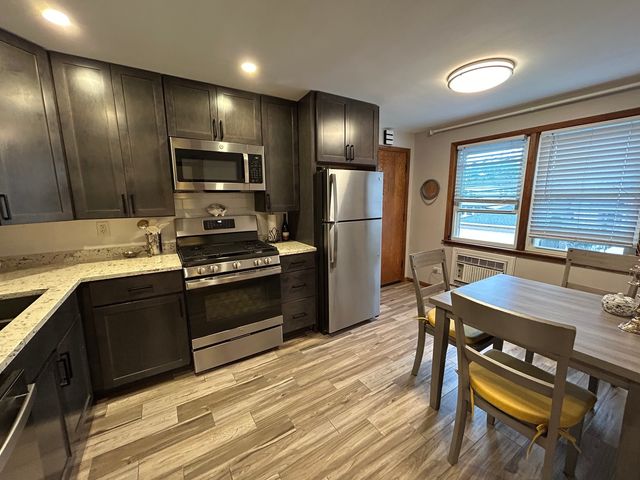 6968 W Diversey Avenue 6, Chicago, IL 60707