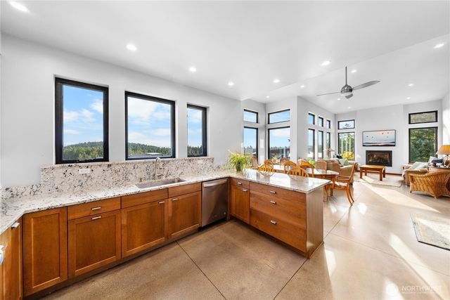 3939 Rockridge Parkway, Anacortes, WA 98221