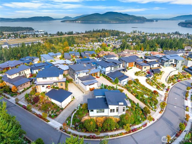 3939 Rockridge Parkway, Anacortes, WA 98221