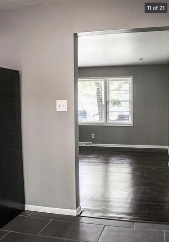 8410 E 110 Street, Kansas City, MO 64124