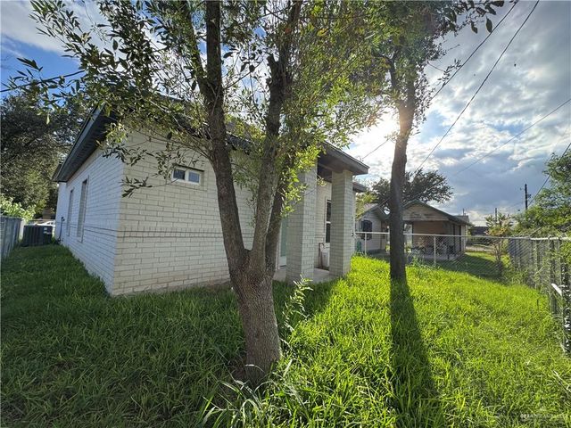 513 E Hawk Avenue, Pharr, TX 78577
