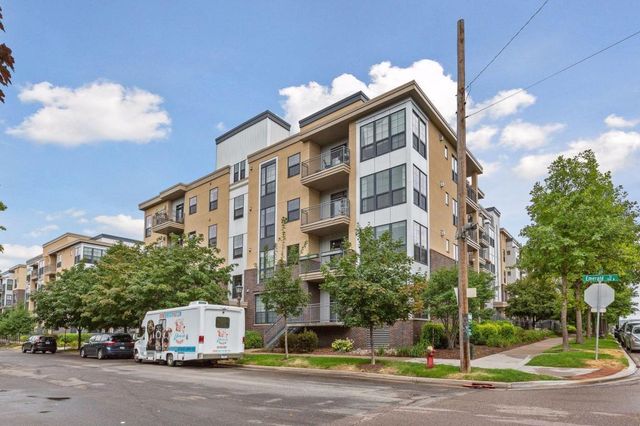 2565 Franklin Avenue 213, Saint Paul, MN 55114