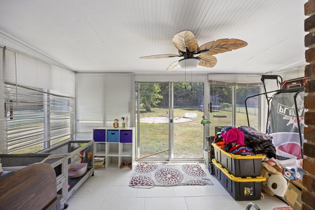 132 Meadowbrook Drive, Frankfort, KY 40601