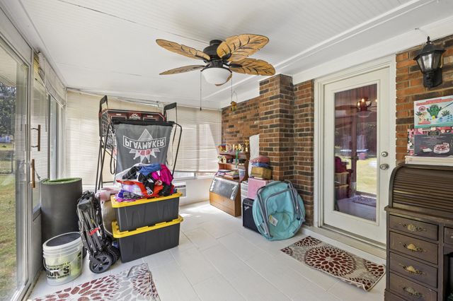 132 Meadowbrook Drive, Frankfort, KY 40601